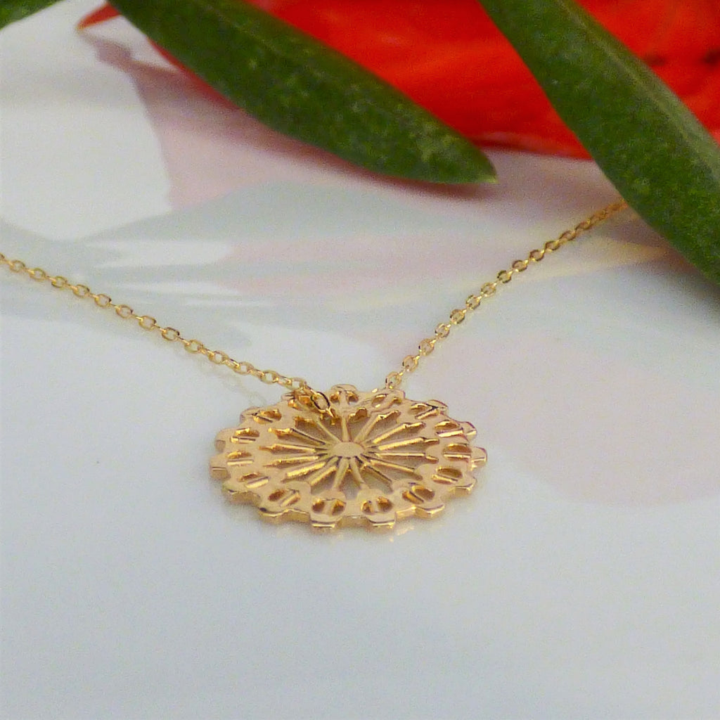 A gold filled flower pendant on a link chain-AlinMay