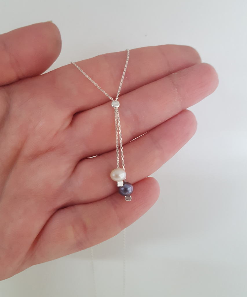 Two Pearls Necklace