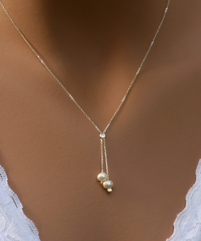 Two Pearls Necklace