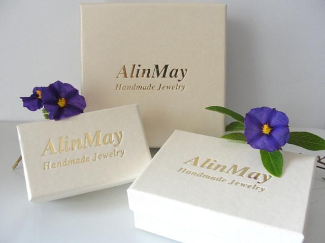 A pretty gift box from AlinMay handmade jewelry.